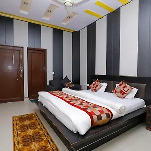 New Bakshi House 2*, Agra (Uttar Pradesh) India
